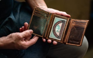 Real leather trifold style wallet for men